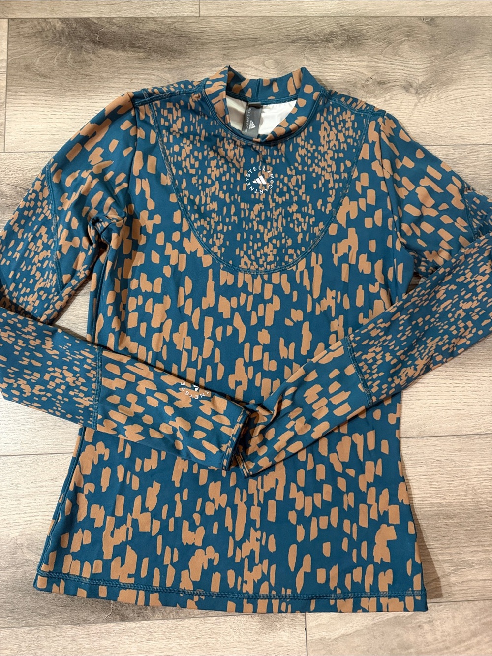 Adidas by Stella McCartney Women's Teal and Tan Patterned Long-Sleeve top
